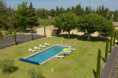 Location saisonnière de charme, Luberon, Lagnes, 5 chambres, jardin et piscine LAGNES