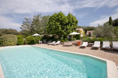location S, Luberon,  Les Beaumettes, 4 chambres, jardin et piscine BEAUMETTES