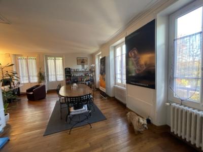 Samois Sur Seine, maison bourgeoise 185m², 5 chambres, grande pièce à vivre, dépendance, garage grand terrain, bord de Seine