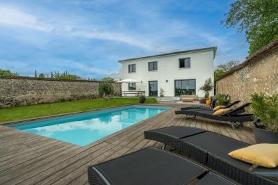 Thomery maison contemporaine 4 chambres, piscine, dépendance, Agence Immobilière en Seine-et-Marne, Boittelle Immo, secteur de Barbizon