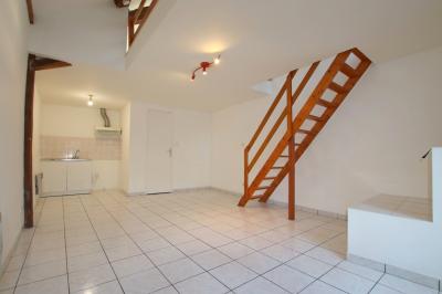 Vente ETRECHY, Appartement studio avec mezzanine de 34 m²