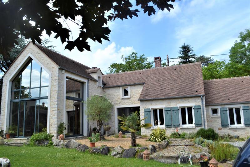 Maison contemporaine en pierre 3 chambres piscine forêt, immobilier Seine-et-Marne, Agence Boittelle Immo