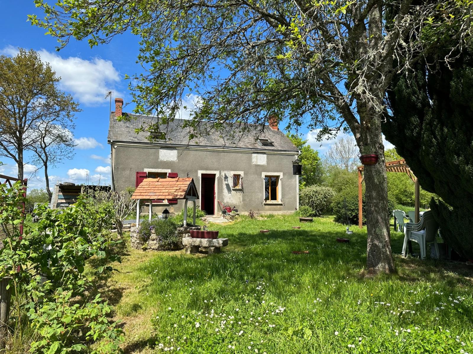 ST DENIS DE JOUHET maison T4 (95 m²) en vente à vendre ST DENIS DE