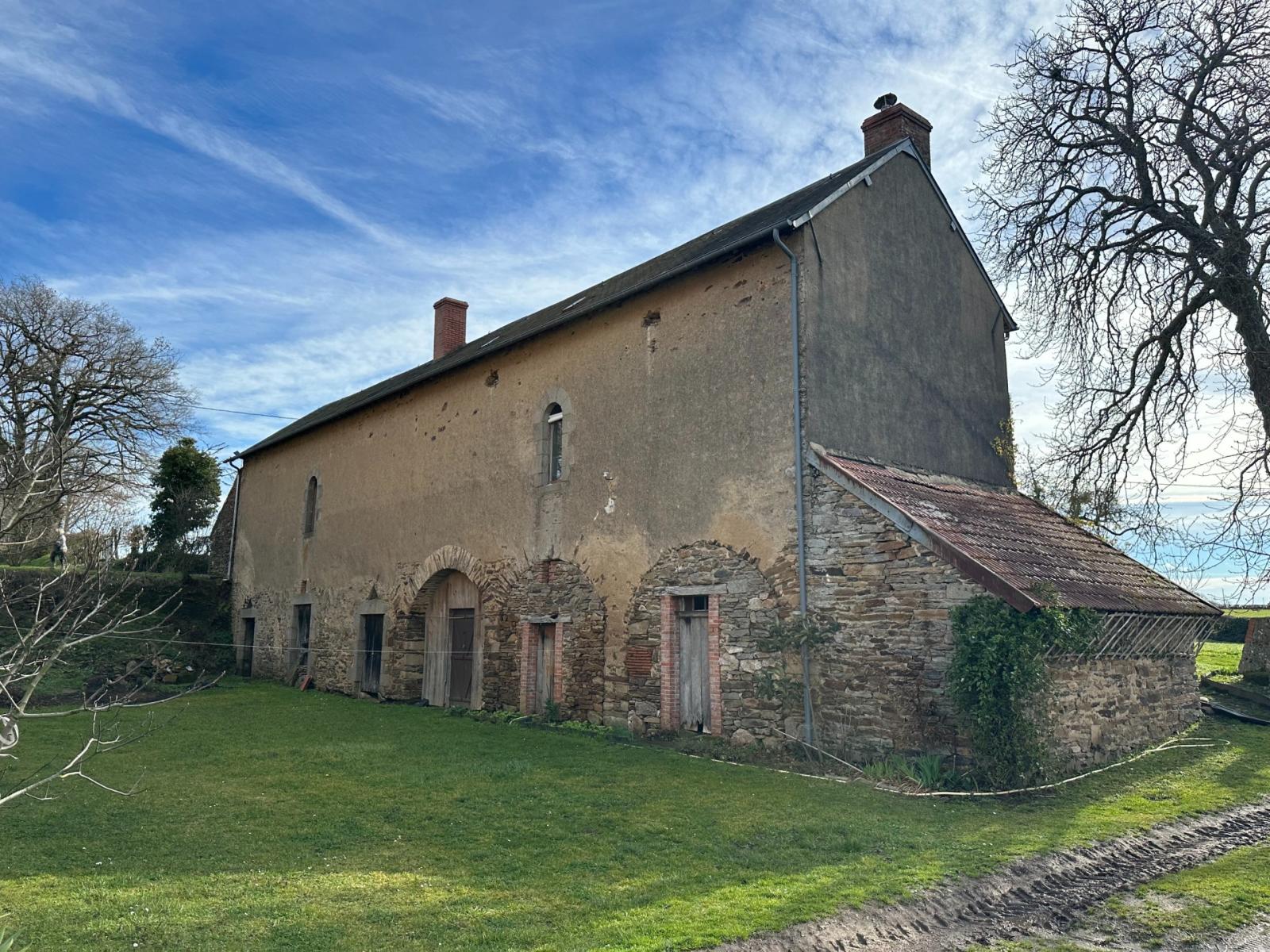 CROZON SUR VAUVRE maison F5 (160 m²) à vendre à vendre CROZON SUR