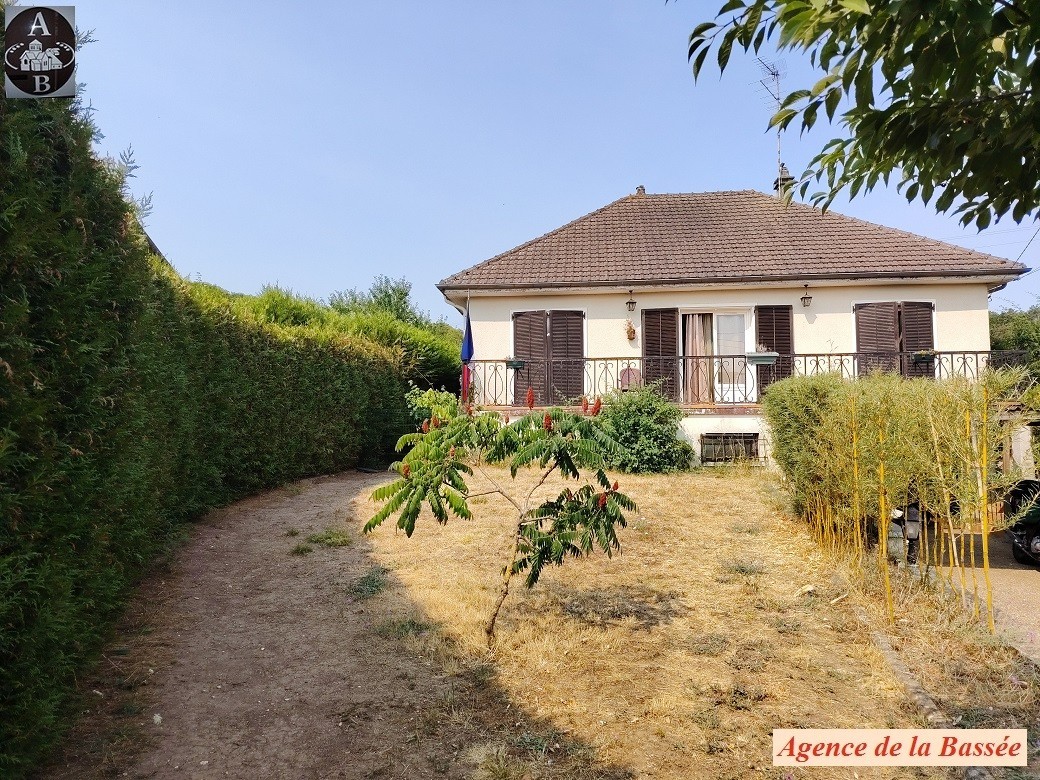 Appartement 4 pièces 98 m² · à Provins · 98 m² · 149 000 €