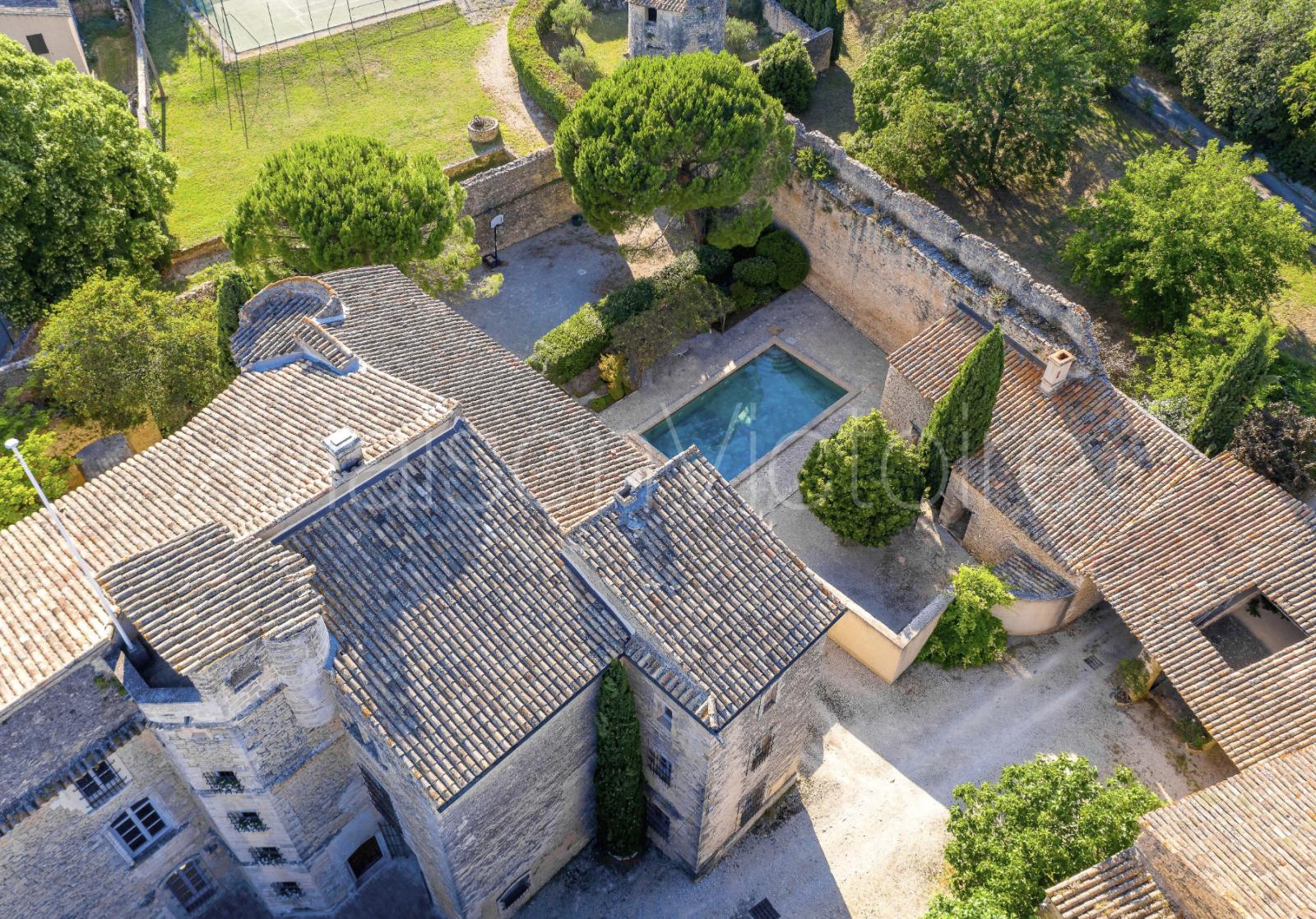 à vendre CABRIERES D AVIGNON Luberon, Maison Victoire Immobilier