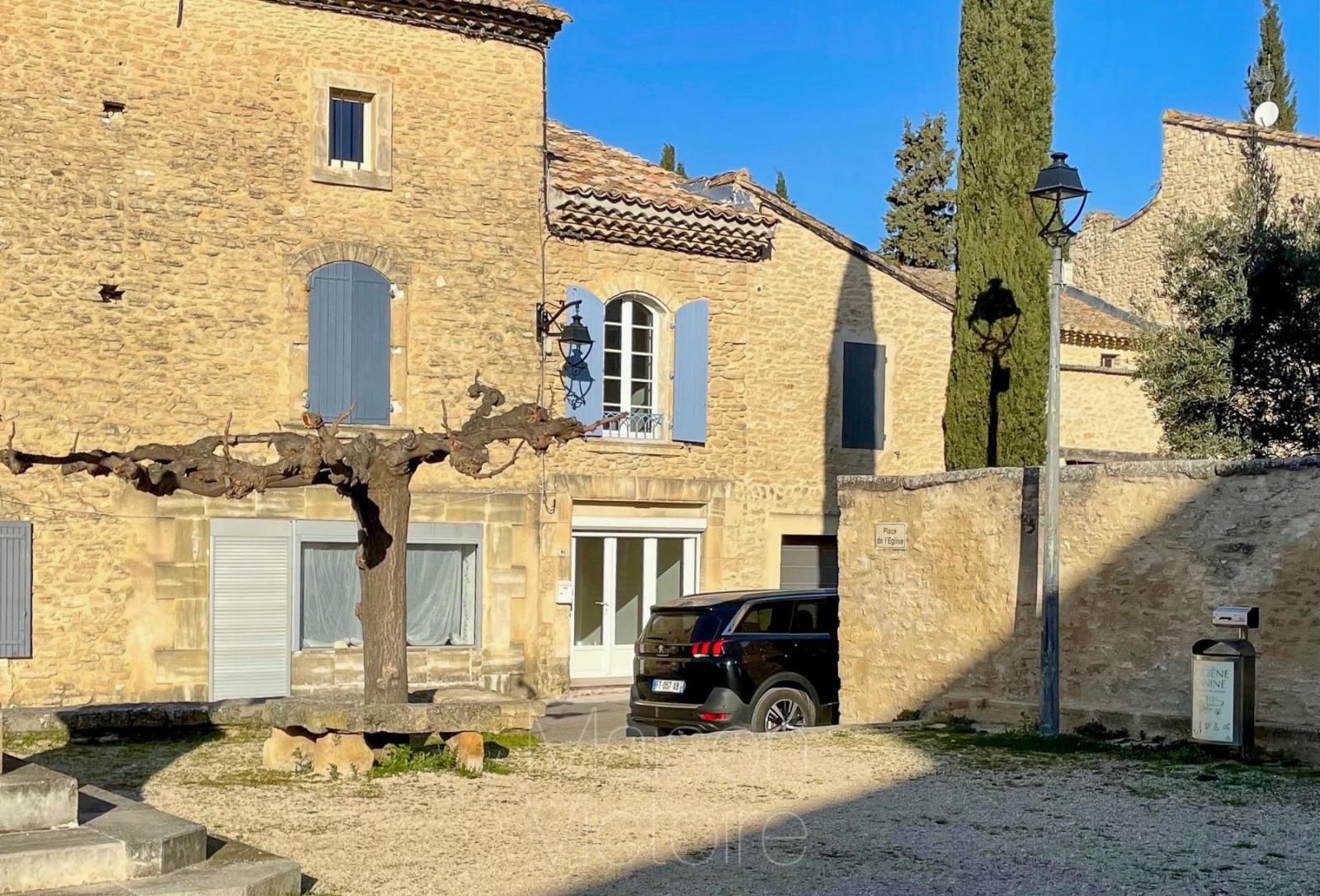 à vendre CABRIERES D AVIGNON Luberon, Maison Victoire Immobilier