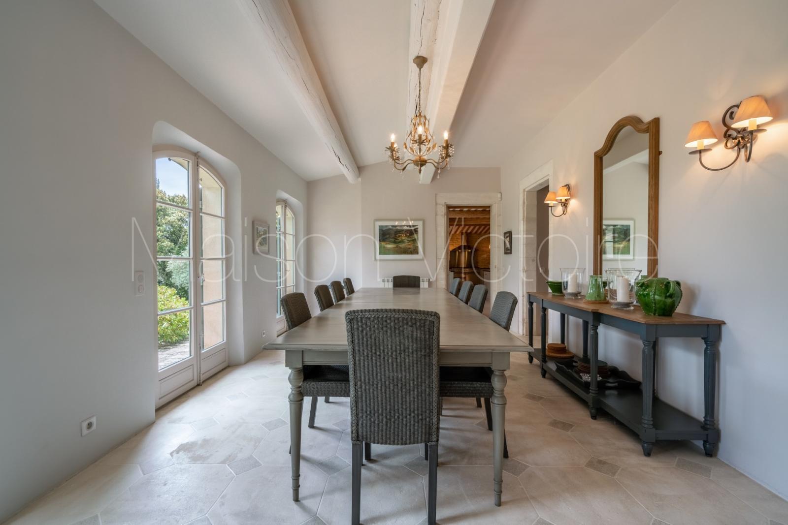 à vendre CABRIERES D AVIGNON Luberon, Maison Victoire Immobilier