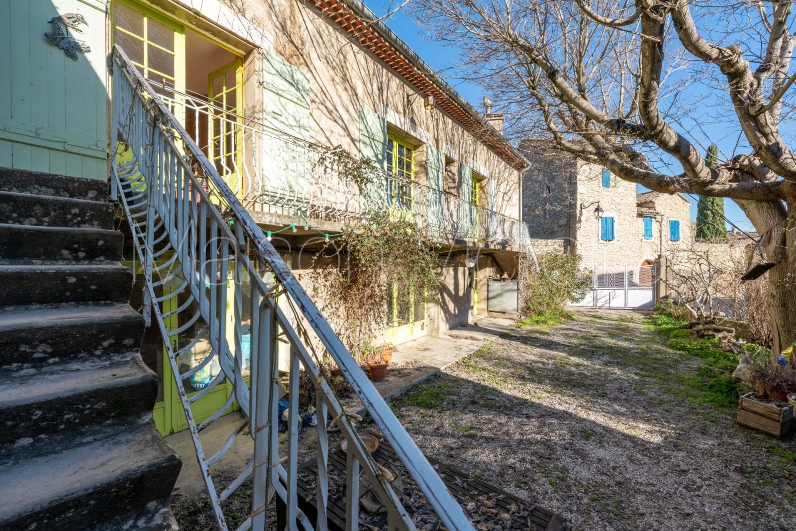 For sale CABRIERES D AVIGNON Luberon, Maison Victoire Immobilier