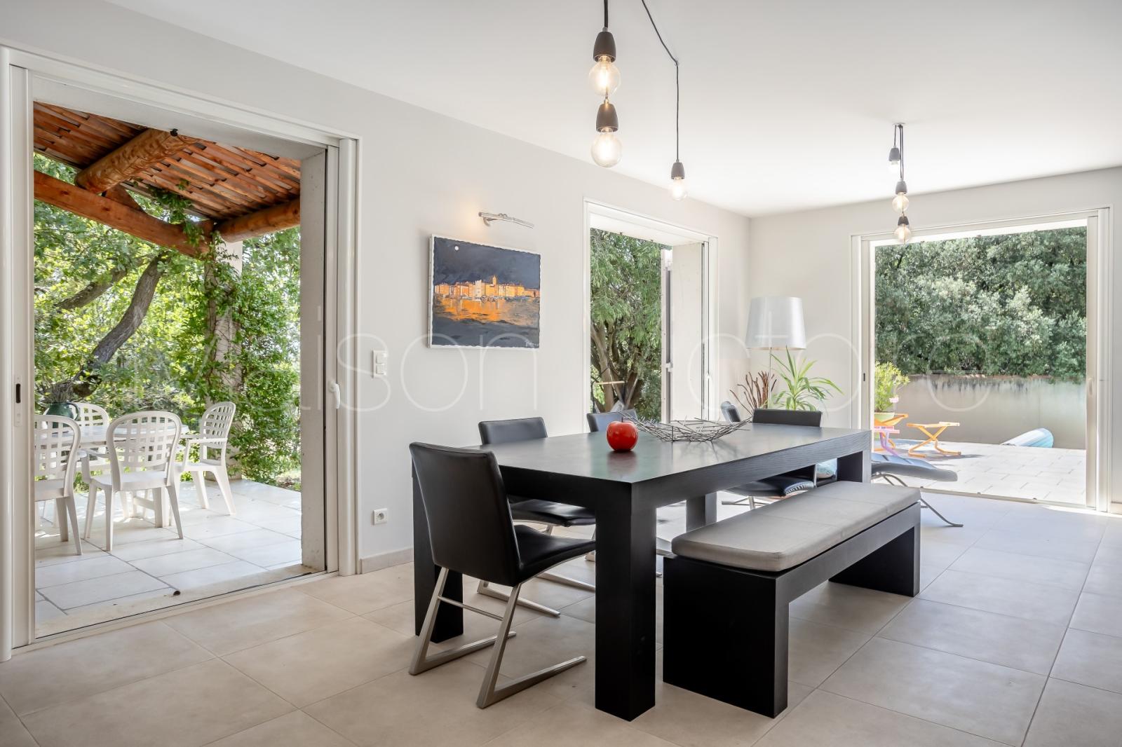 à vendre CABRIERES D AVIGNON Luberon, Maison Victoire Immobilier