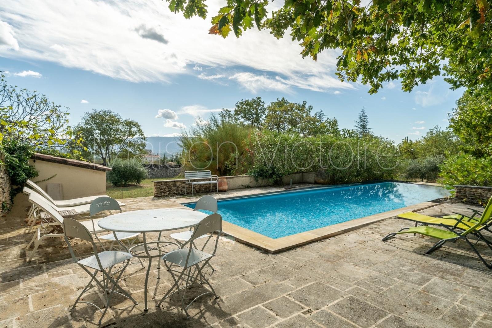 à vendre CABRIERES D AVIGNON Luberon, Maison Victoire Immobilier