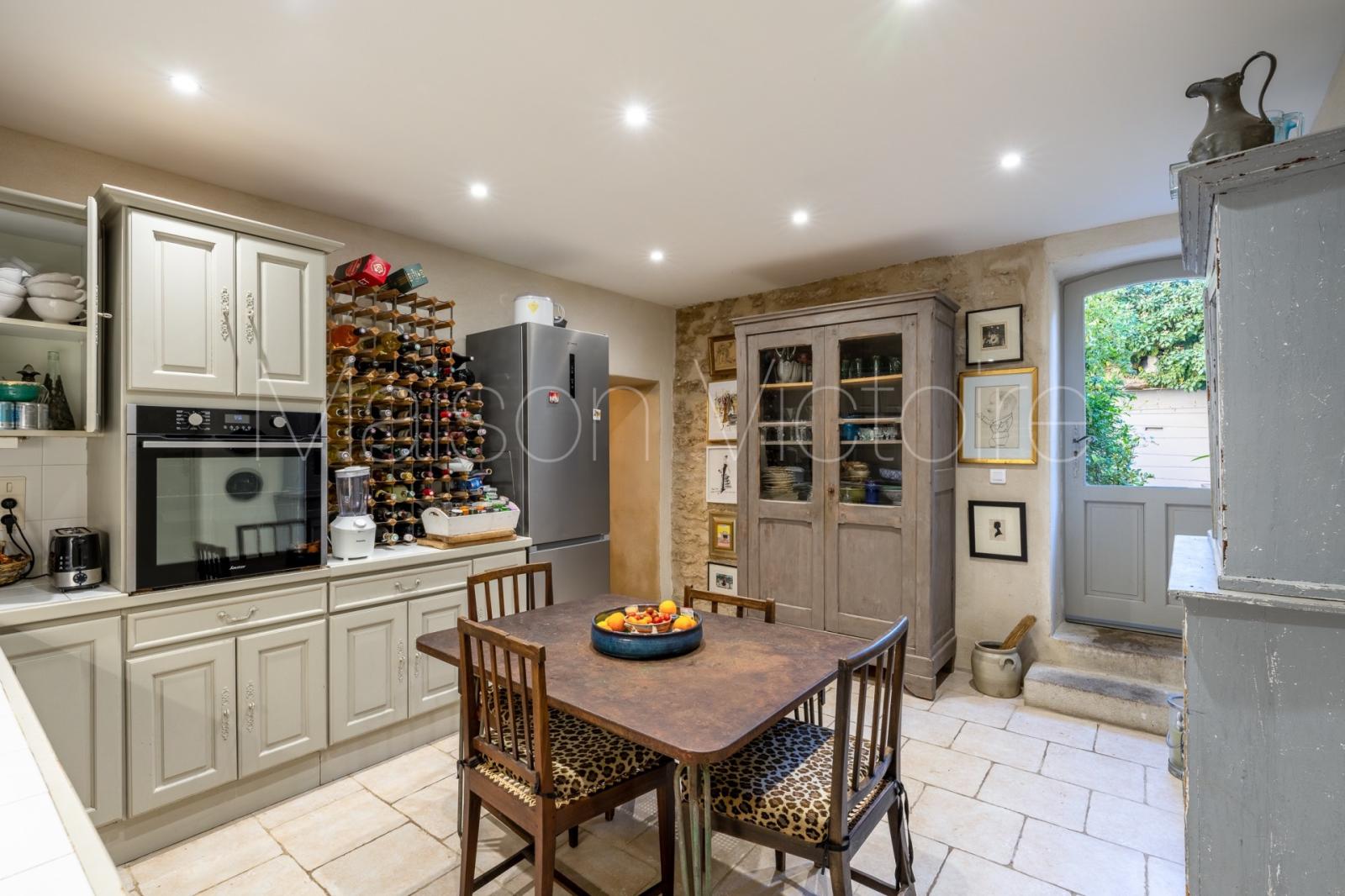 à vendre CABRIERES D AVIGNON Luberon, Maison Victoire Immobilier