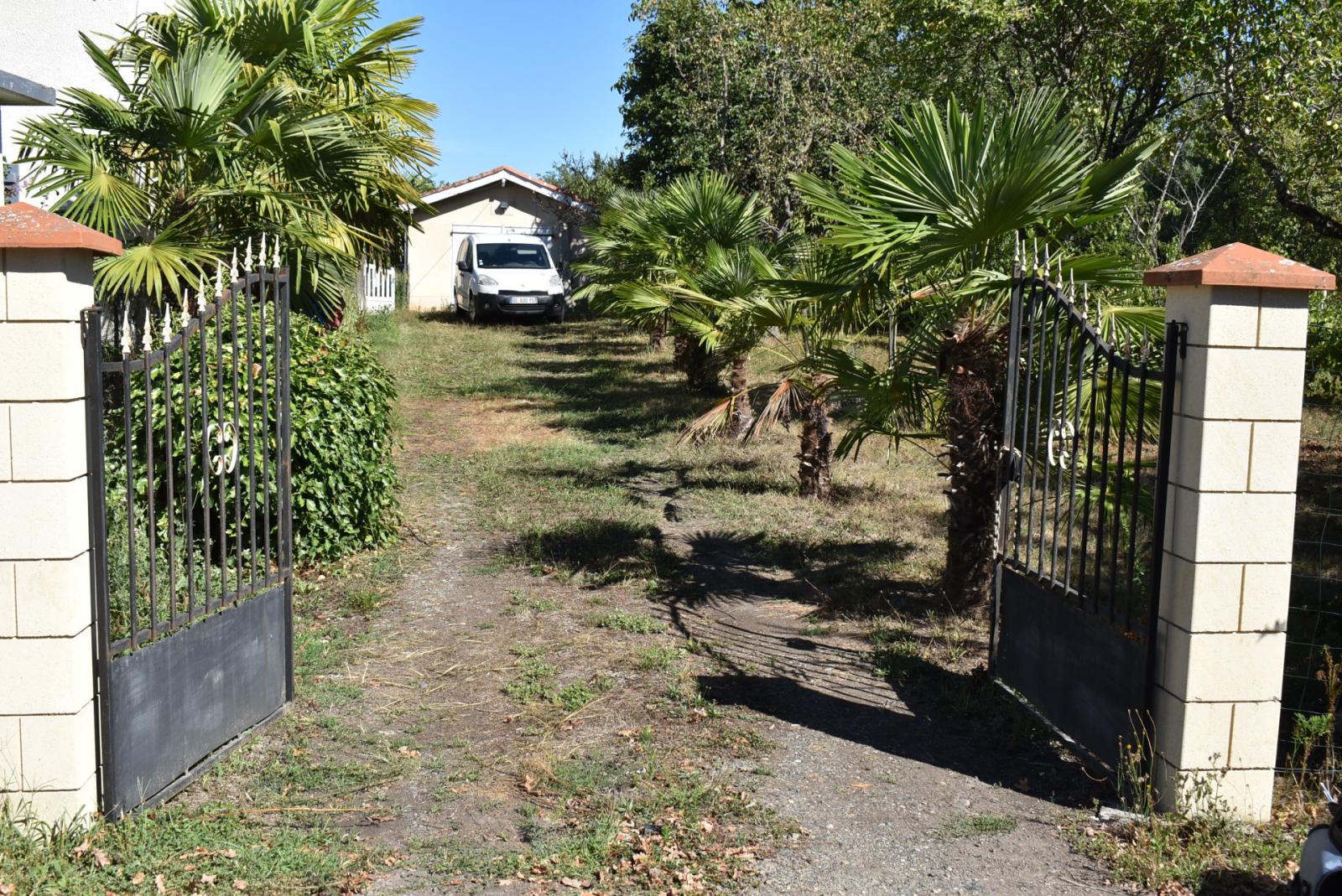 Vente hangar polyvalent Plaisance (32160).Plaisance Immobilier