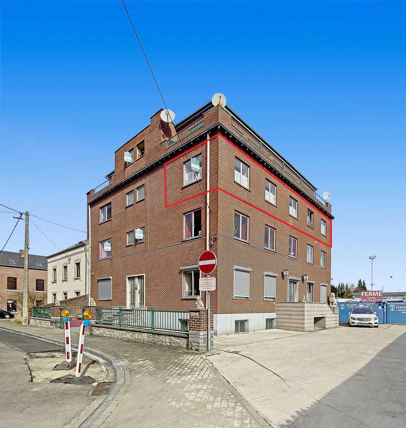 Vente appartement Namur (5000), 95.00m² avec 8 pièce(s) dont 3 chambre