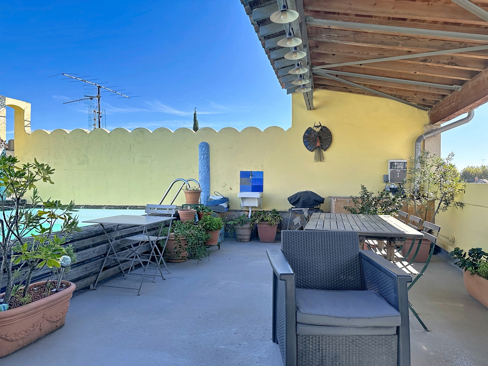 Maison 6 pièces 235 m² · à Avignon · 235 m² · 700 000 €