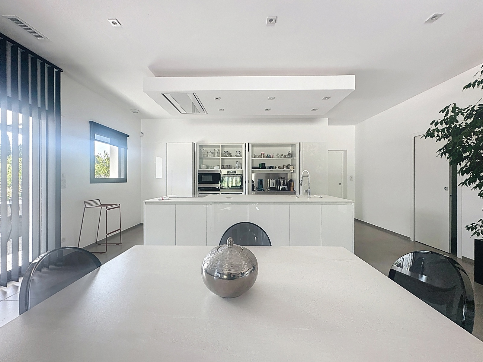 Maison 4 pièces 200 m² · à Cabannes · 200 m² · 645 000 €