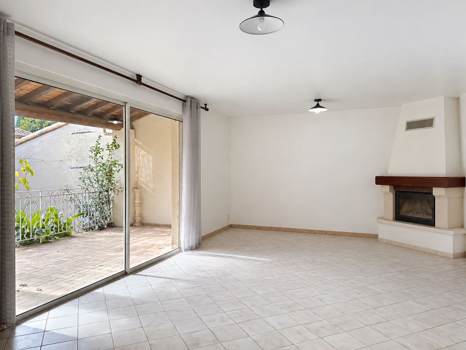 Maison 4 pièces 97 m² · à Villeneuve-lès-Avignon · 97 m² · 367 000 €