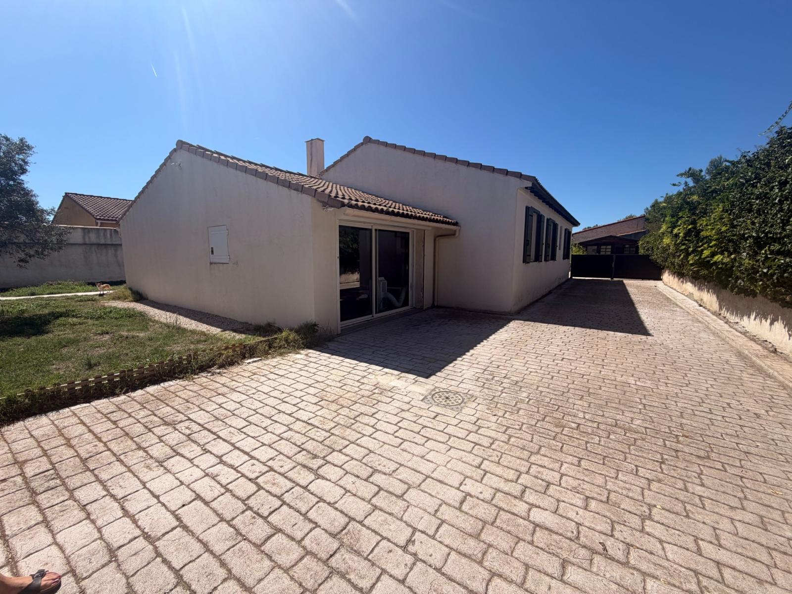 VILLA INDIVIDUELLE DE PLAIN-PIED SUR 606M² DE TERRAIN à FOS SUR MER