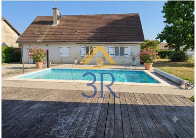 Piscine - EPERVANS (71380)