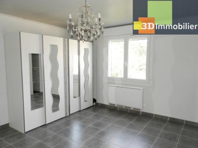 LONS-LE-SAUNIER (39), A VENDRE maison familiale 190 m², 5 chambres + bureau, garage, terrain 986 m²., 