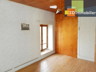 LONS LE SAUNIER nord (39), à vendre maison en pierre à rénover 79 m², dépendances, terrain 586 m², 