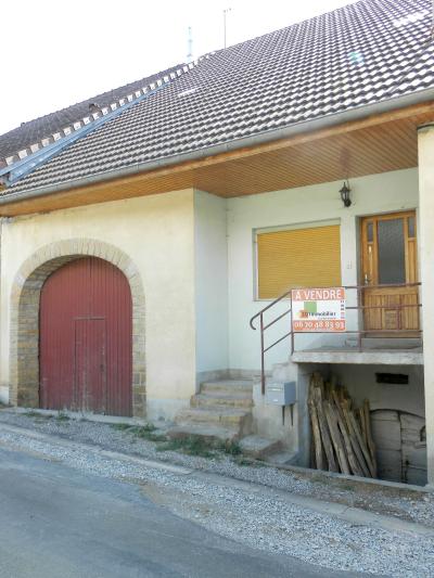 Secteur DOMBLANS (39210), à vendre maison en pierre 70 m² environ, dépendances, terrain 583 m²., 