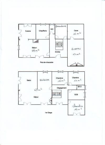 BLETTERANS (JURA)  à vendre maison rénovée 300 m², 3 logements, terrain 13292 m²., 