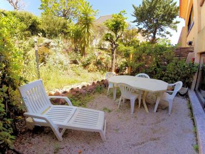 Théoule sur Mer (06 Alpes Maritimes), à vendre grand studio 38m2 avec terrasse & jardinet, 