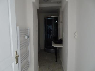 Dole, 39100, Appartement 116 m² plain pied, rez de jardin dans petite copro, 2 chambres, 