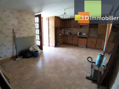 Lons-le-Saunier Sud (39 JURA), à vendre maison individuelle à rénover, 100 m2, terrain de 9 303 m²., 