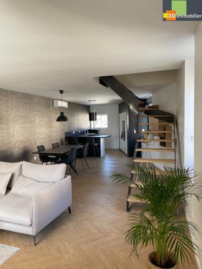 DOLE proche centre-ville, à vendre appartement en duplex entièrement refait, 121 m² 3 chambres, terrasse aucuns travaux à prévoir., 