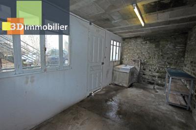 Lons-le-Saunier (39 JURA), à vendre maison sur sous-sol à rénover avec beau potentiel., 