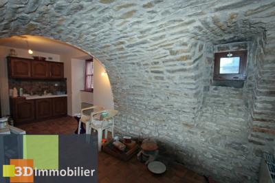 Lons-le-Saunier Nord ((39 JURA), à vendre maison DE VILLE en pierre;, CUISINE 16 m²