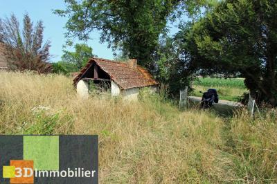 Tout proche de Bletterans (39 JURA), à vendre maison de plain-pied avec dépendance sur beau terrain., 