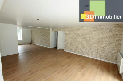 A vendre proche Lons-le-Saunier grande maison de 6 chambres entièrement rénovée sur 1750 m² de terrain., GRANDE PIECE DE VIE 62 m²