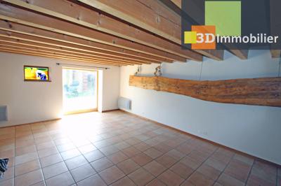 CHAUMERGY (39), à vendre maison en pierre avec gîte indépendant, dépendances. Au calme., SALLE A MANGER 41 m²