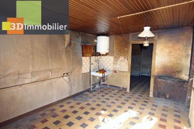 Secteur Bellevesvre (71 – Saône-et-Loire), à vendre maison et dépendance à rénover., CUISINE - 14 m²