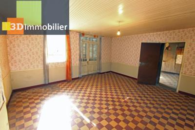 Secteur Bellevesvre (71 – Saône-et-Loire), à vendre maison et dépendance à rénover., SEJOUR 27 m²