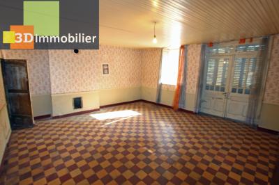 Secteur Bellevesvre (71 – Saône-et-Loire), à vendre maison et dépendance à rénover., SEJOUR 27 m²