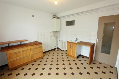 Dijon centre-ville, loue un grand appartement T3 de 75 m²., CUISINE