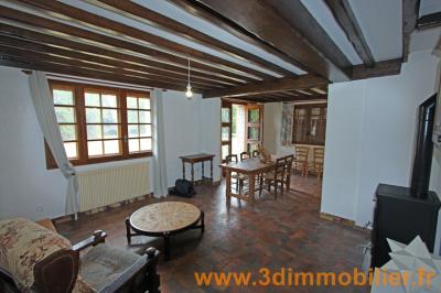 Secteur Clairvaux-les-Lacs (39 JURA), à vendre grande maison d’architecte sur 4689 m² de terrain., REZ-DE-CHAUSSEE : PIECE DE VIE