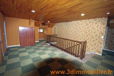 Secteur Clairvaux-les-Lacs (39 JURA), à vendre grande maison d’architecte sur 4689 m² de terrain., ETAGE 2 :MEZZANINE