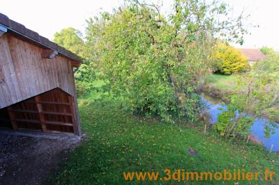 A louer secteur Villevieux au CALME, une maison avec 2 chambres, dépendances et jardin., VUE CHAMBRE 1 - ETAGE