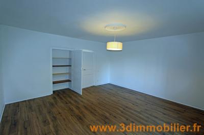 A louer secteur Villevieux au CALME, une maison avec 2 chambres, dépendances et jardin., SEJOUR - 25 m²