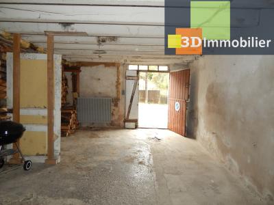 A louer BLETTERANS centre (39), une MAISON MEUBLEE de PLAIN-PIED, 2 CHAMBRES, GARAGE, TERRAIN, ANCIENNES ÉCURIES 28 M²