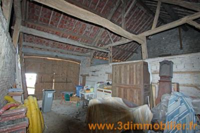 Secteur Chaussin (39 JURA), vends une maison rénovée et un corps de ferme sur 54 656 m² de terrain., GRANGE DU CORPS DE FERME