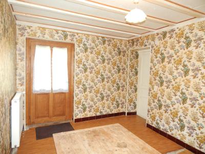 VENTE : SECTEUR BLETTERANS (39), À VENDRE MAISON PLAIN-PIED À RAFRAÎCHIR 102 M², 3 CHAMBRES, TERRAIN 1000 M², CHAMBRE 11 M²