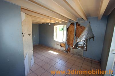 Secteur Chaussin (39 JURA), à vendre une ferme à finir de rénover sur un beau terrain au calme., CH2