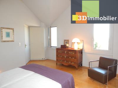 PÉRIPHÉRIE LONS-LE-SAUNIER (39), MAISON FAMILIALE EN PIERRE RÉNOVÉE 200 M² À VENDRE, 5 chambres, garage, terrain 2060 M² avec SPA., SUITE PARENTALE 23 M²