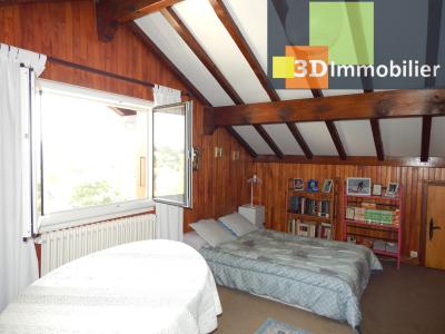 VENTE PÉRIPHÉRIE LONS-LE-SAUNIER (39), CHALET 114 M², 4 CHAMBRES, TERRAIN  2004 M² AVEC VUE DÉGAGÉE, CHAMBRE 2